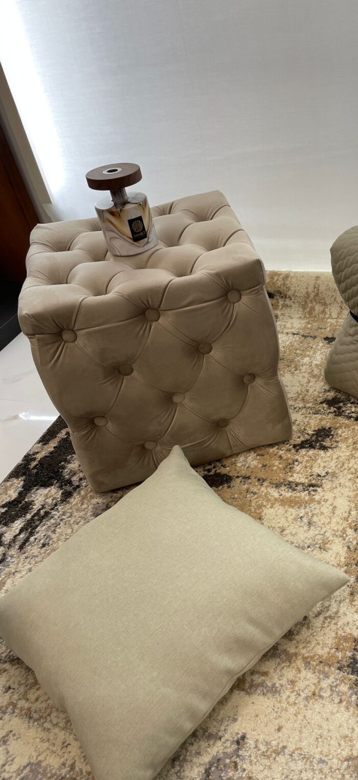 pouf tortora ambientato